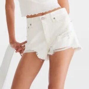White mid rise white cut off shorts size 8